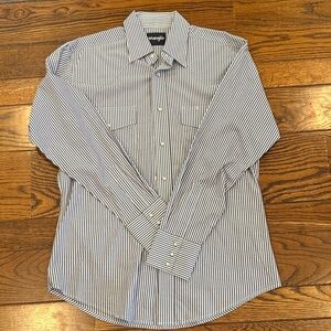 Wrangler Men's Navy and White Striped Button Down Shirt
